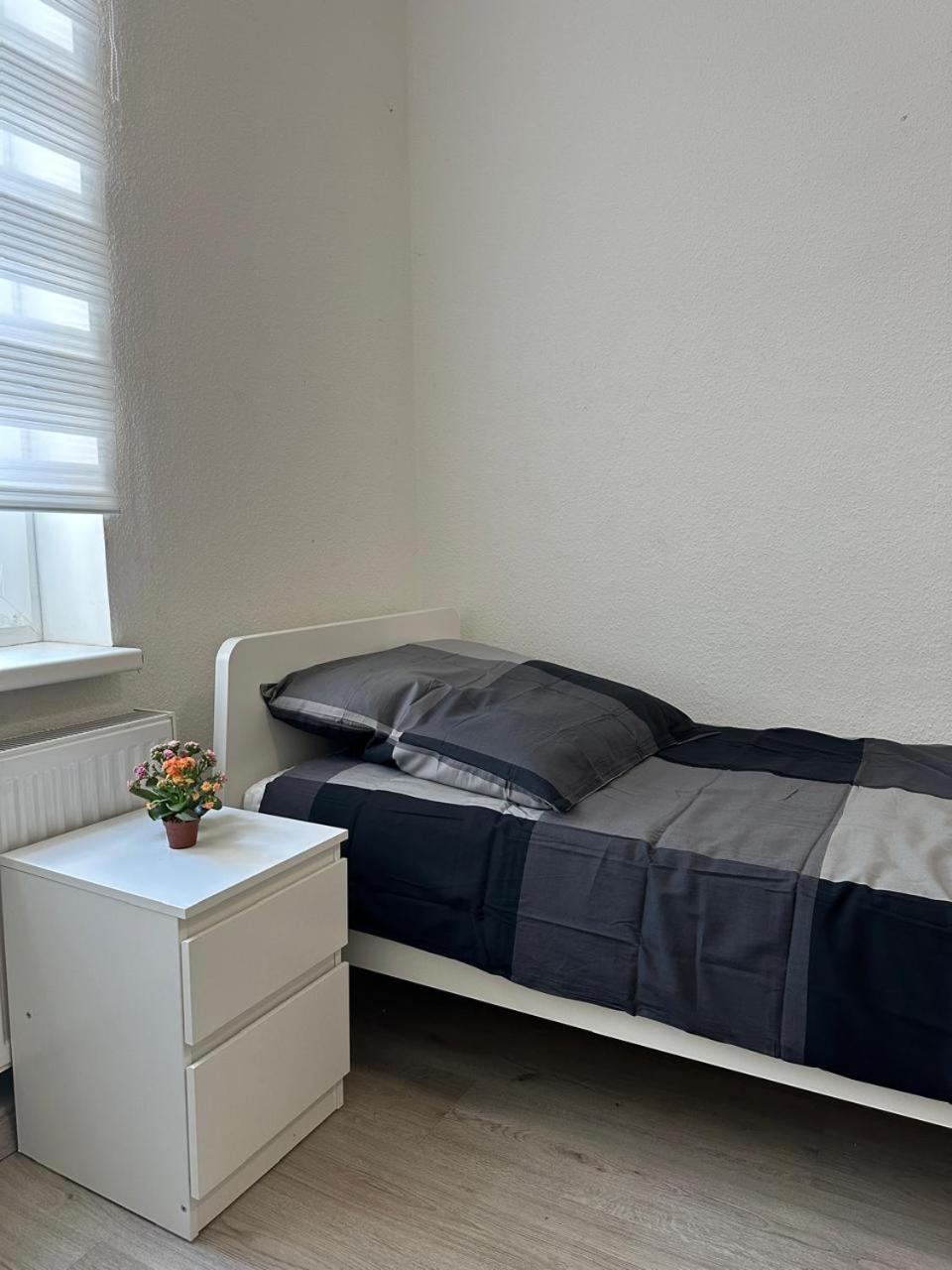 Ring 27 Grosse Ferienwohnung Im Herzen Von Gelsenkirchen Exterior photo